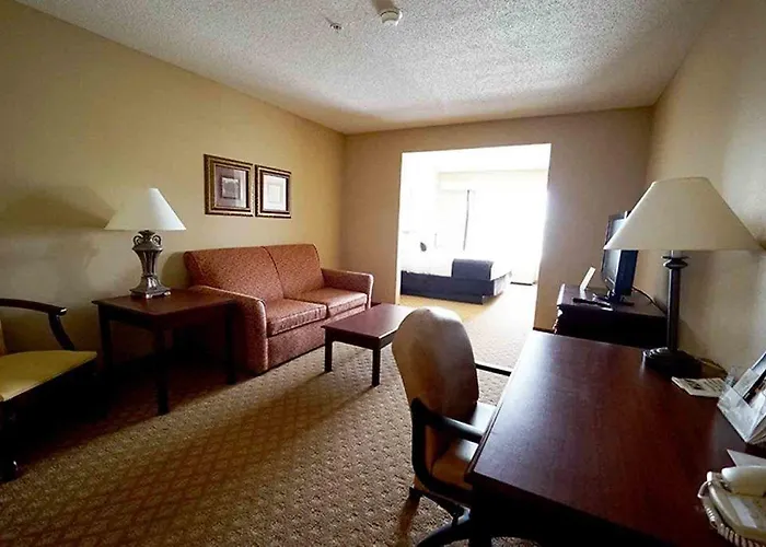 Hotel Town & Country And
