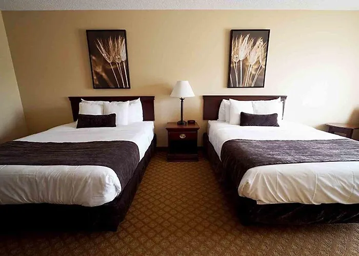 Hotel Town & Country And Quincy