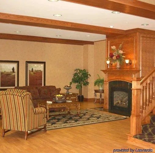 Town & Country And Hotel Quincy